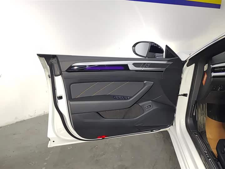 Volkswagen CC 2025 2025款 改款 380TSI 夺目 众享款