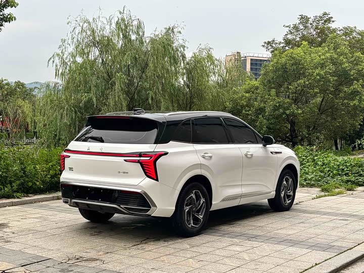 Hongqi HS3 2023 2023款 1.5T 两驱善为版