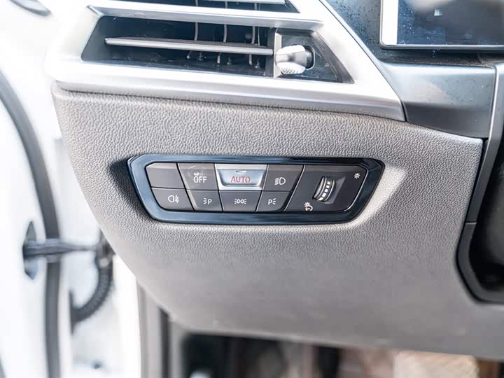 BMW 3 Series 2025 2025款 325Li M运动套装