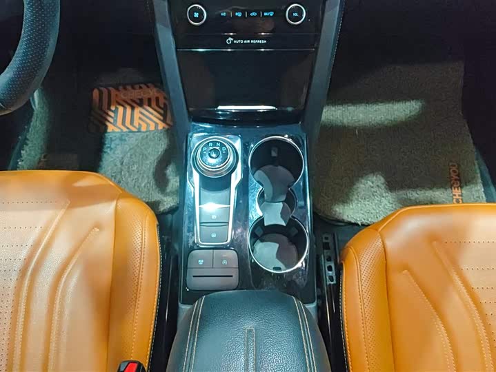 Ford Escape 2020 2020款 EcoBoost 245 两驱耀享款