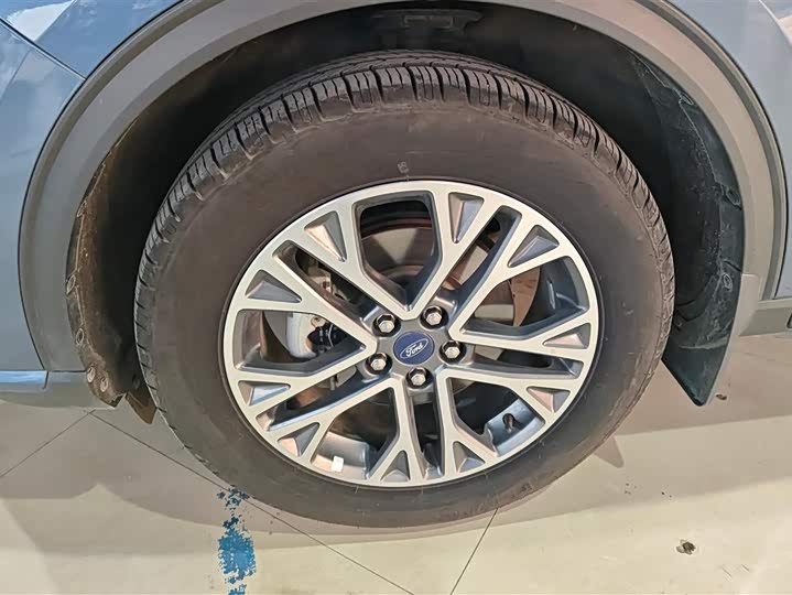 Ford Escape 2020 2020款 EcoBoost 245 两驱耀享款