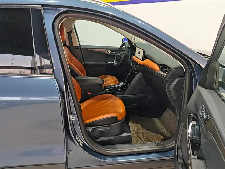 Ford Escape 2020 2020款 EcoBoost 245 两驱耀享款