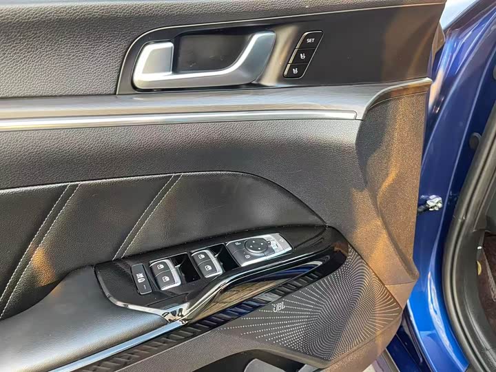 Kia K5 2021 2021款 380T GT-Line 旗舰版