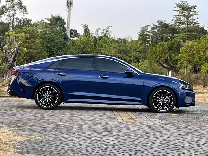 Kia K5 2021 2021款 380T GT-Line 旗舰版