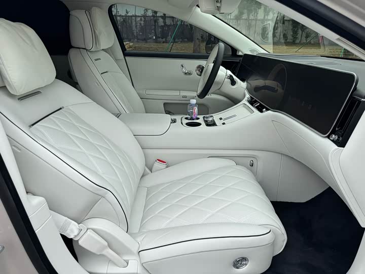 Maextro S800 2025 2025款 增程 星辉行政版 4座