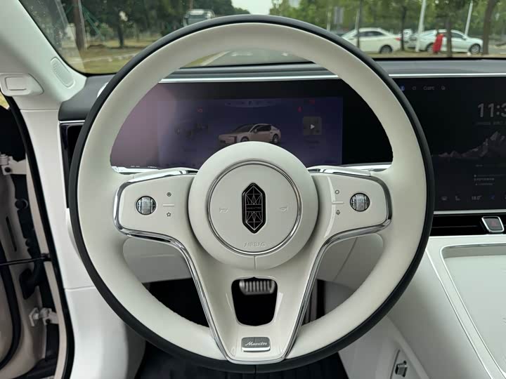 Maextro S800 2025 2025款 增程 星辉行政版 4座