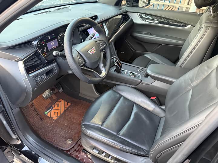 Cadillac XT6 2022 2022款 2.0T 七座四驱风尚型