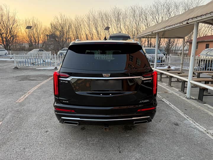 Cadillac XT6 2022 2022款 2.0T 七座四驱风尚型