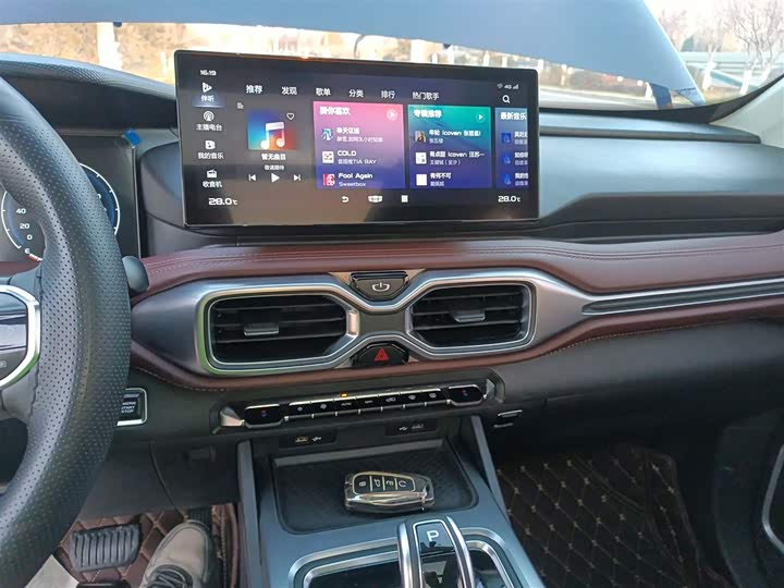 Geely Okavango 2022 2022款 1.8TD 自动尊贵型 7座