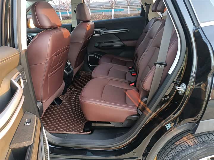 Geely Okavango 2022 2022款 1.8TD 自动尊贵型 7座