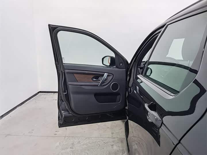 Land Rover Discovery Sport Hybrid 2022 2022款 改款 P300e 插电式电动混合版