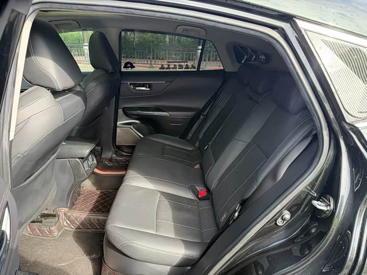 Toyota Harrier 2022 2022款 双擎 2.5L CVT两驱豪华版