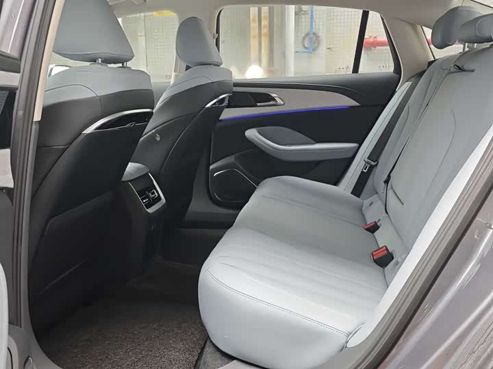 Hongqi H5 Hybrid 2025 2025款 170 超混版