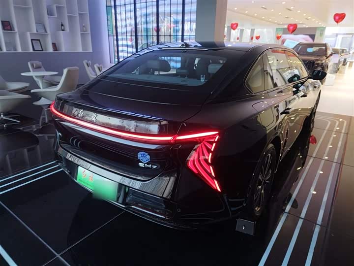 Hongqi EH7 2025 2025款 600 智选版