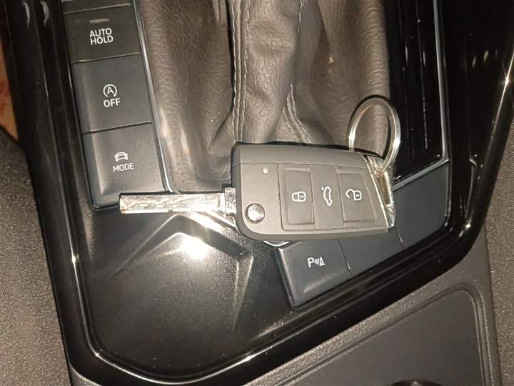 Volkswagen Tayron 2025 2025款 众享款 330TSI