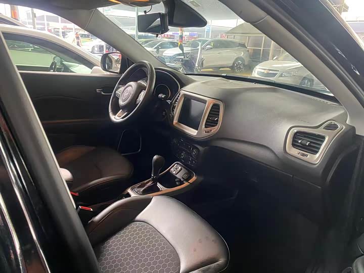 Jeep Compass 2020 2020款 220T 自动领先版