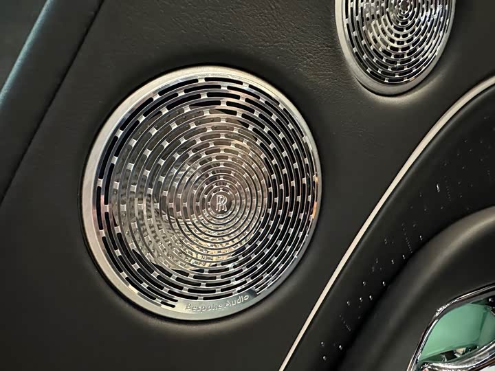 Rolls-Royce Spectre 2024 2024款 标准型