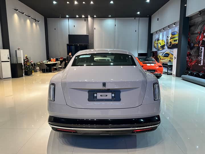 Rolls-Royce Spectre 2024 2024款 标准型