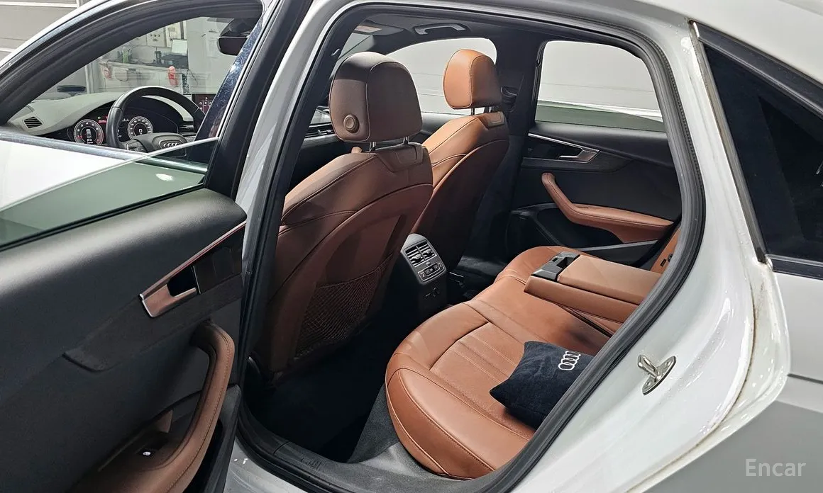 Audi A4 2016 45 TFSI Quattro Premium