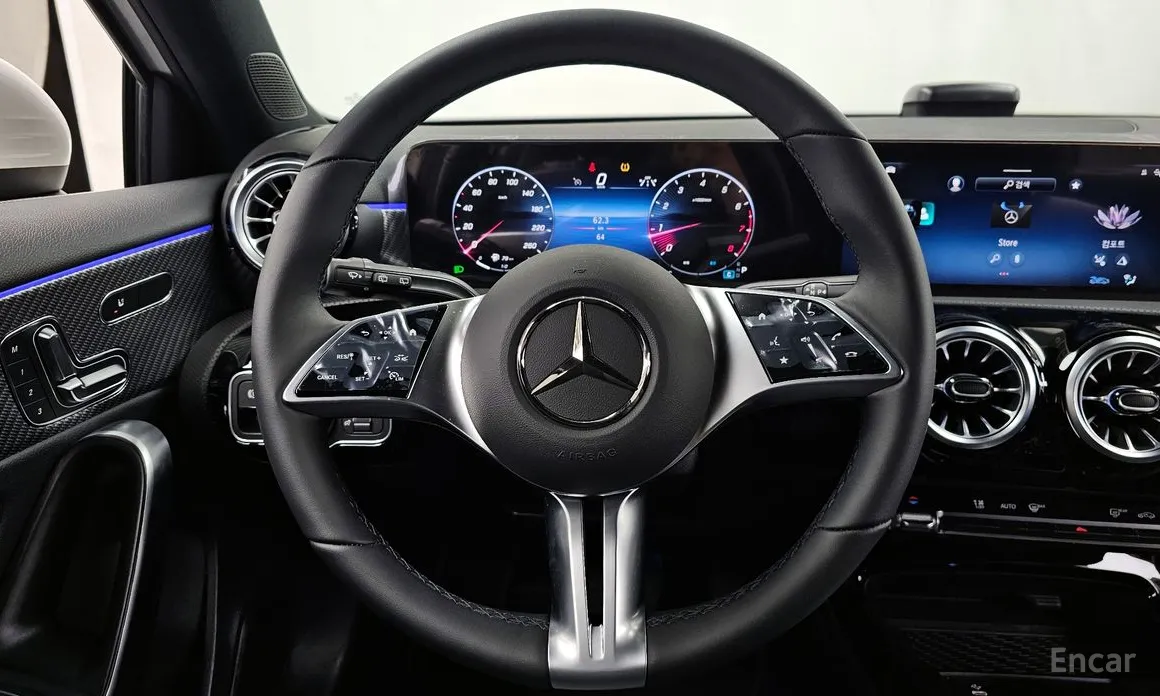 Mercedes-Benz A-Class 2019 A220 Hatchback