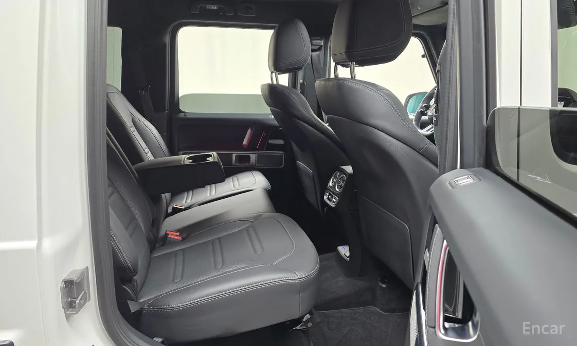 Mercedes-Benz G-Class 2024 G450d