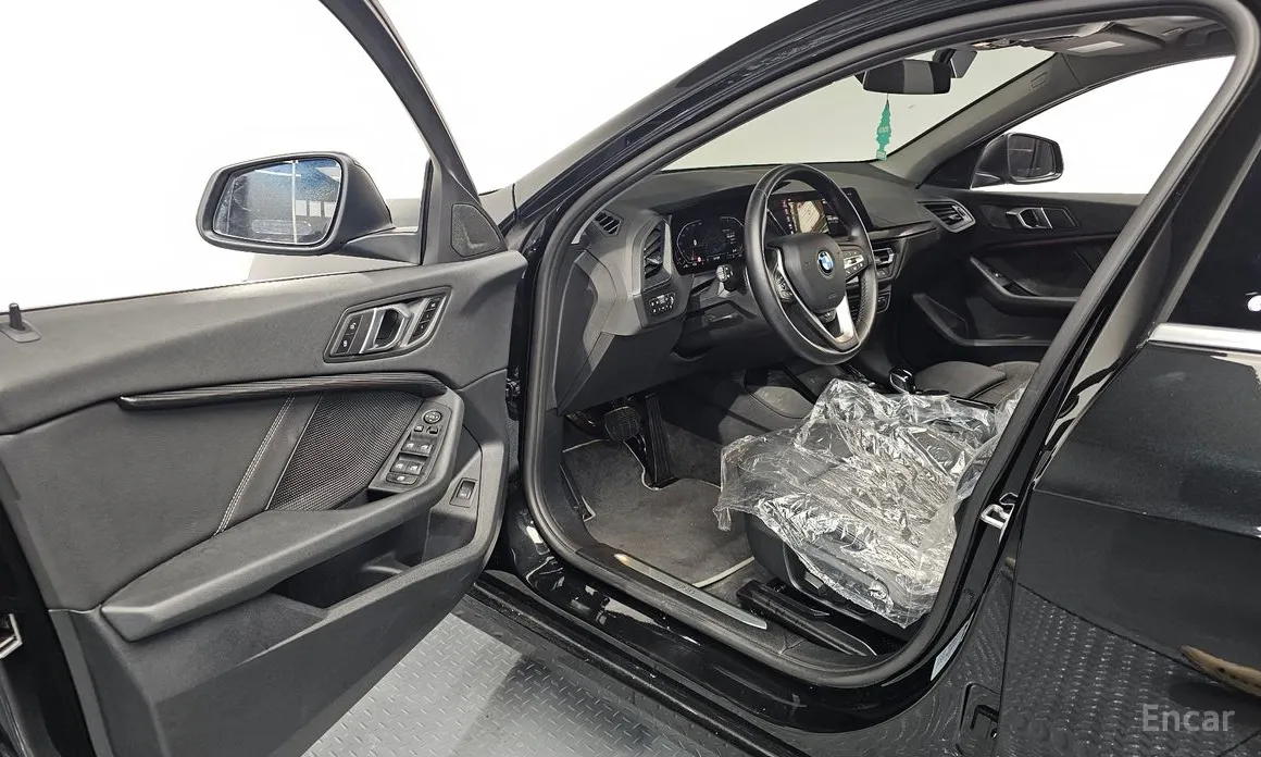 BMW 1 Series 2020 120i Sports