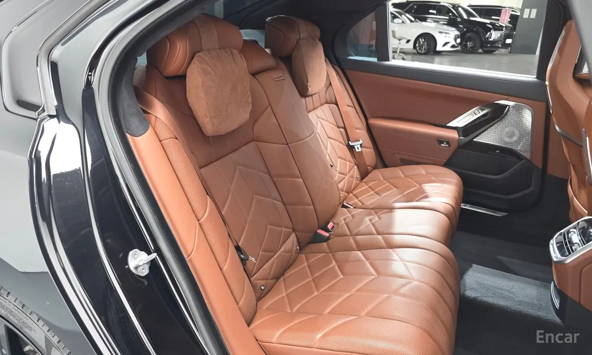 BMW i7 2022 xDrive 60 M sport