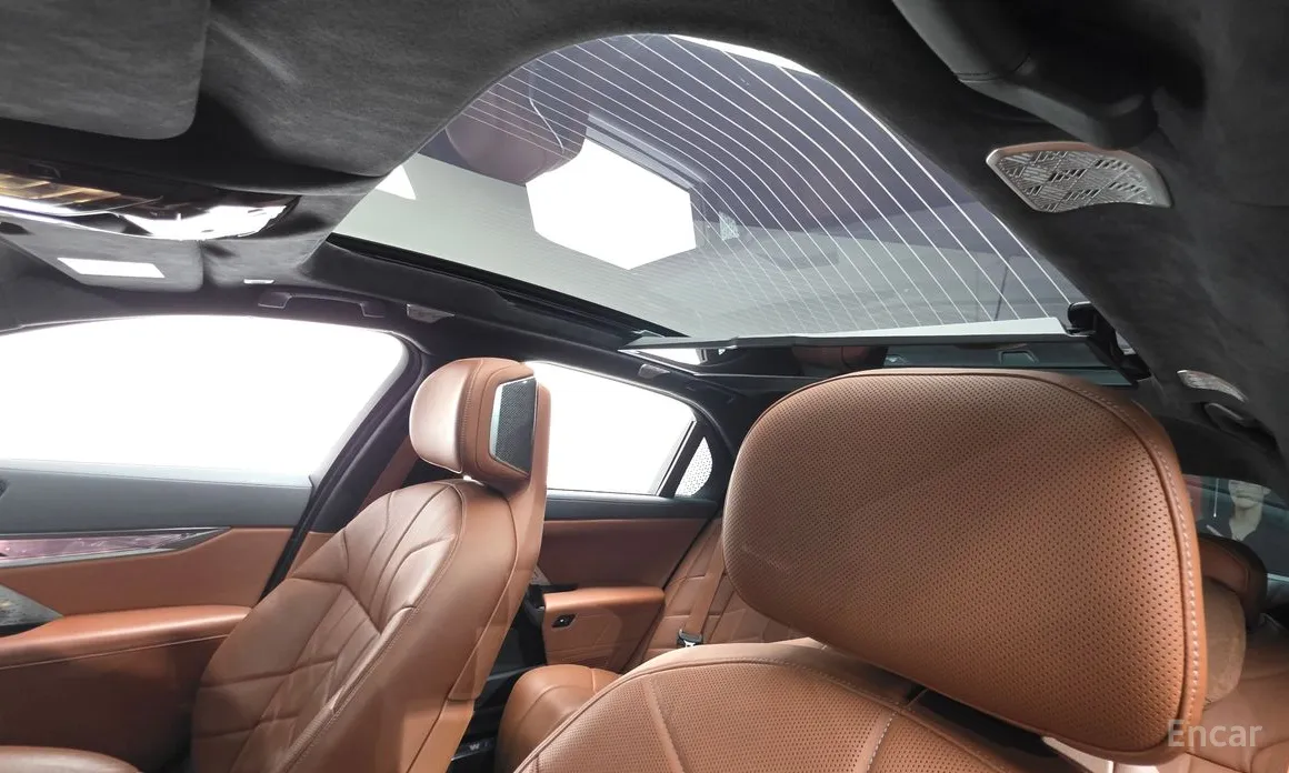 BMW i7 2022 xDrive 60 M sport