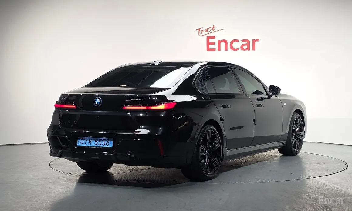 BMW i7 2022 xDrive 60 M sport