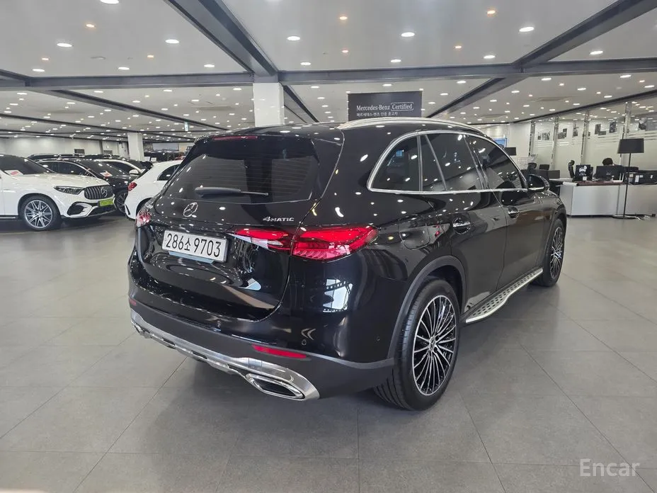 Mercedes-Benz GLC-Class 2023 GLC 300 4MATIC Avantgarde