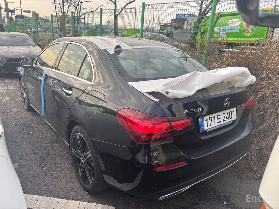 Mercedes-Benz A-Class 2019 A220 Sedan