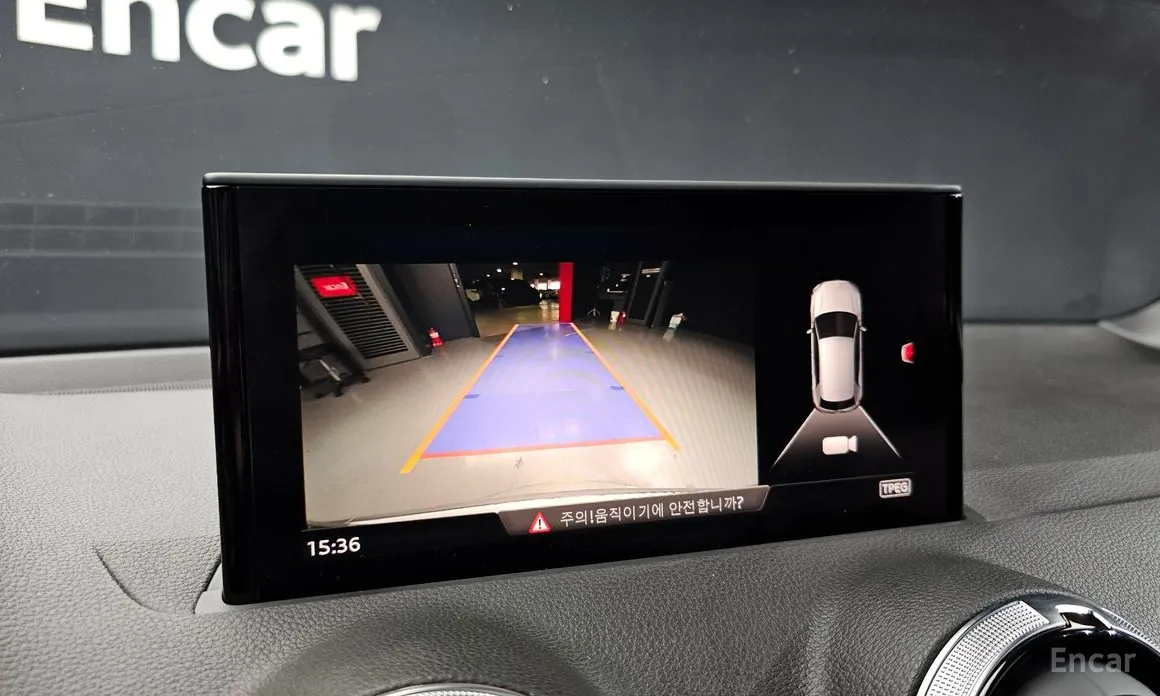 Audi Q2 2017 35 TDI Premium