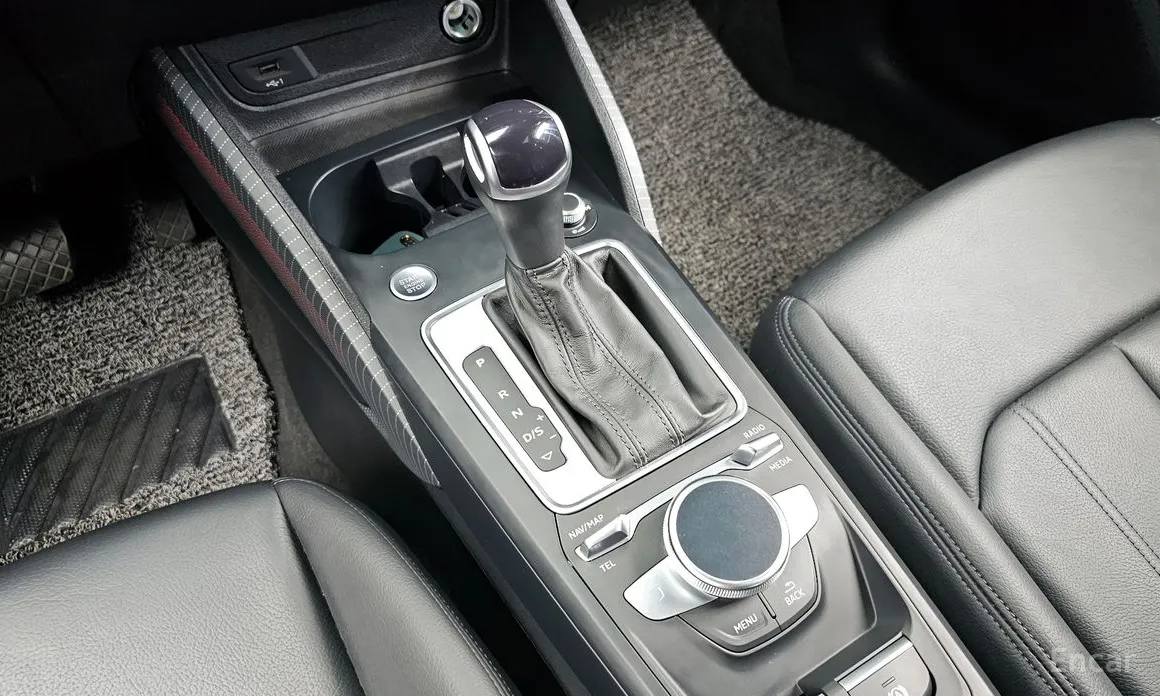 Audi Q2 2017 35 TDI Premium