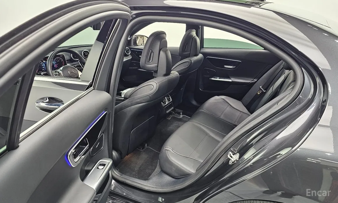 Mercedes-Benz C-Class 2022 C300 4MATIC Avantgarde