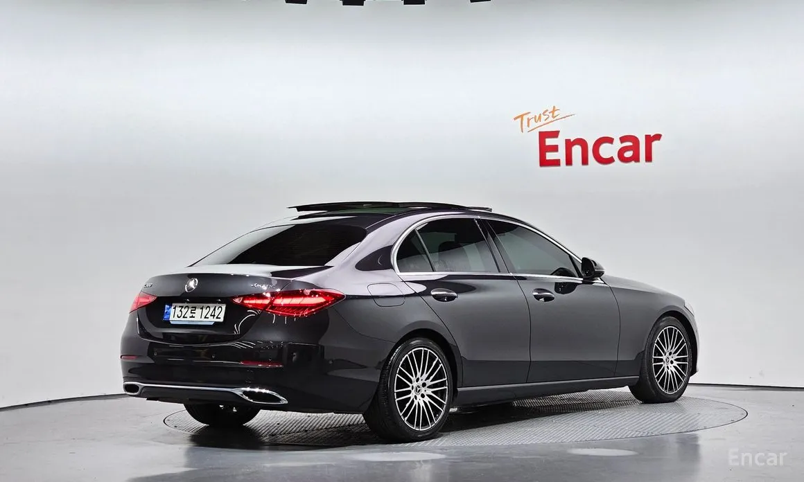 Mercedes-Benz C-Class 2022 C300 4MATIC Avantgarde