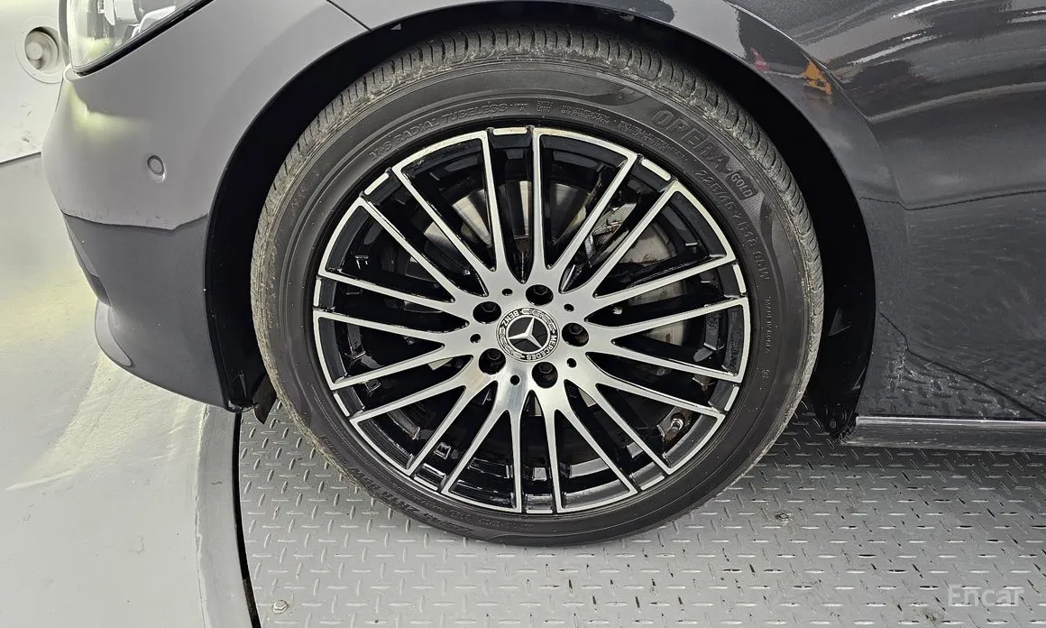Mercedes-Benz C-Class 2022 C300 4MATIC Avantgarde