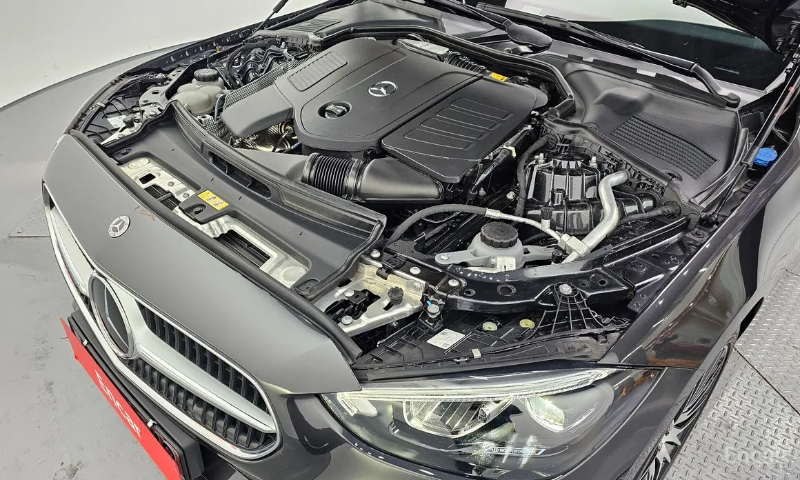 Mercedes-Benz C-Class 2022 C300 4MATIC Avantgarde