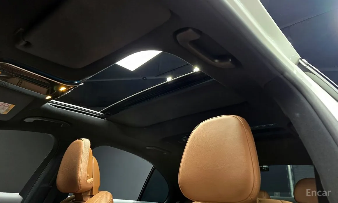 Mercedes-Benz E-Class 2024 E300 4MATIC Exclusive