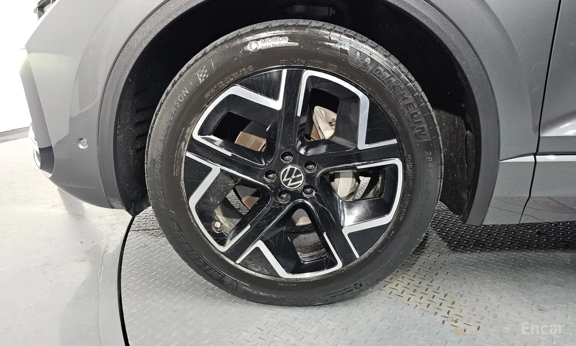 2019 Volkswagen Touareg