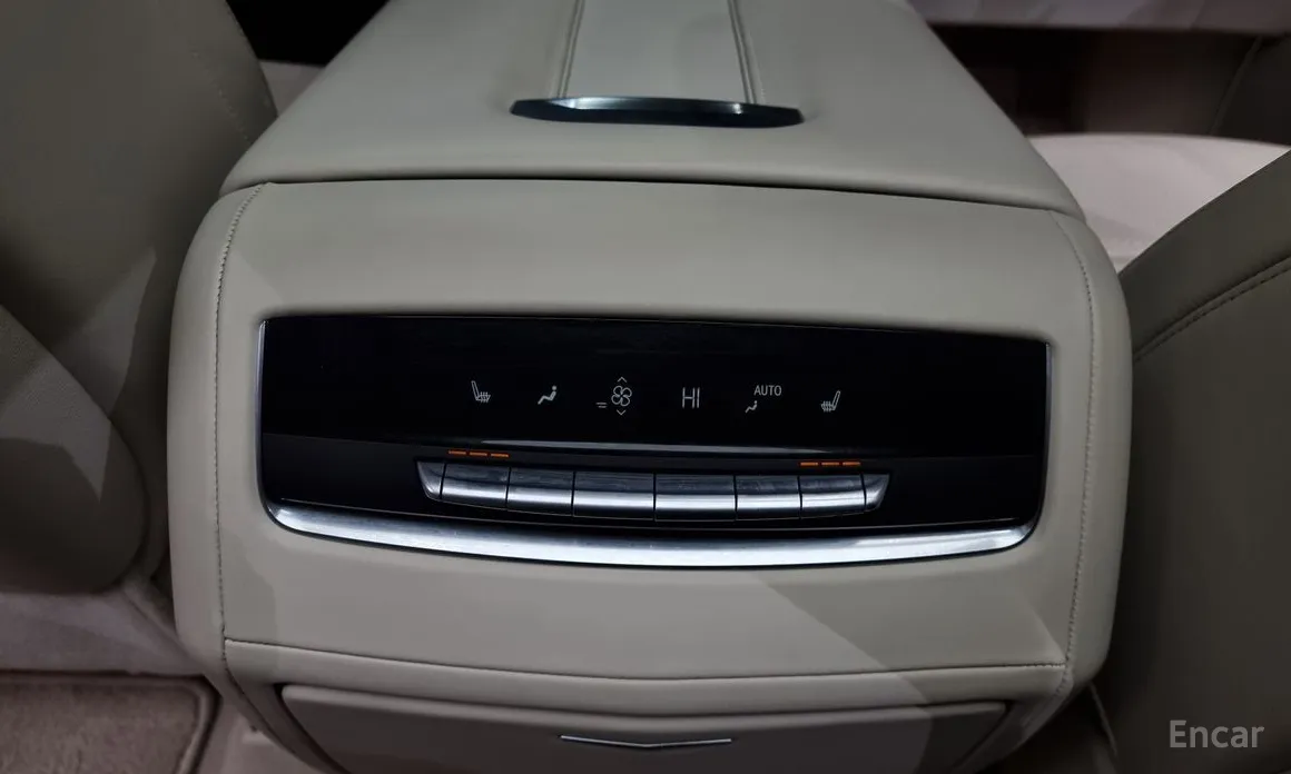 Cadillac Escalade 2021 6.2