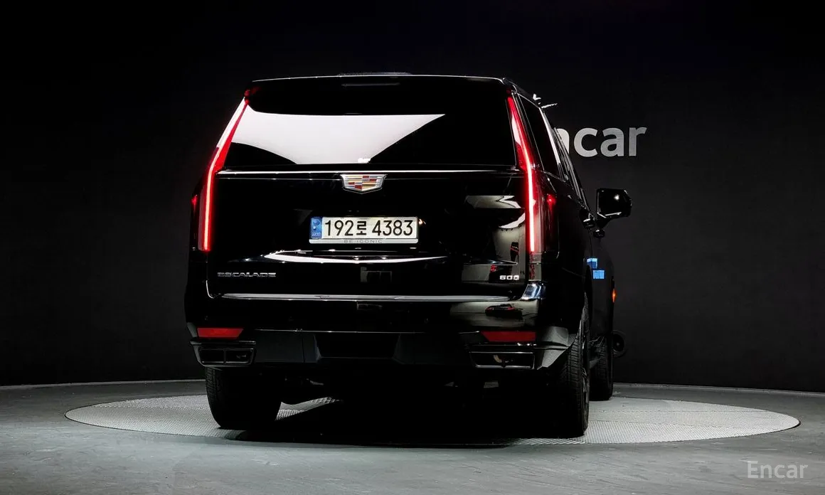 Cadillac Escalade 2021 6.2