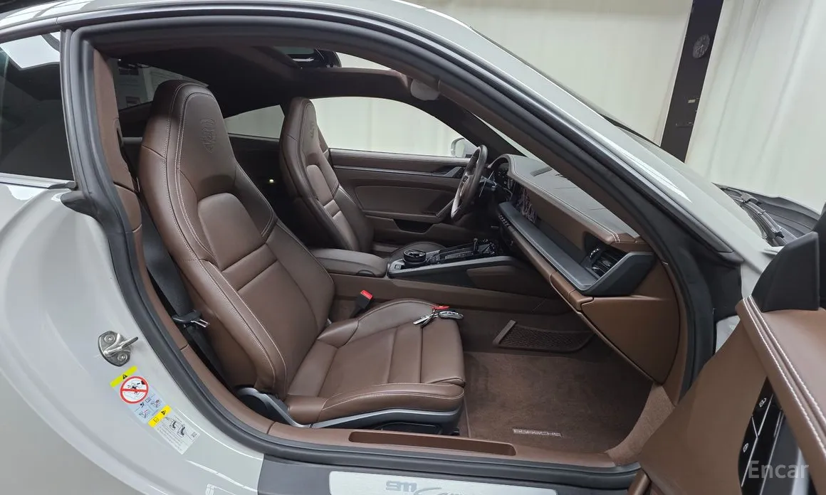 Porsche 911 2019 Carrera