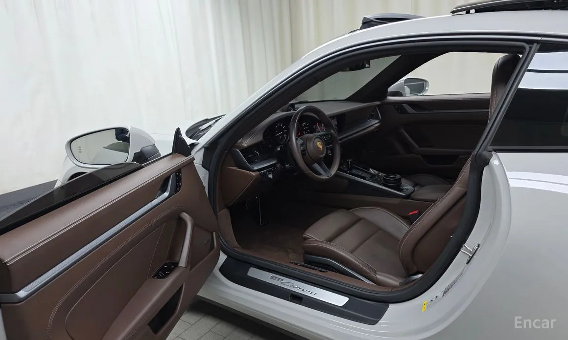 Porsche 911 2019 Carrera