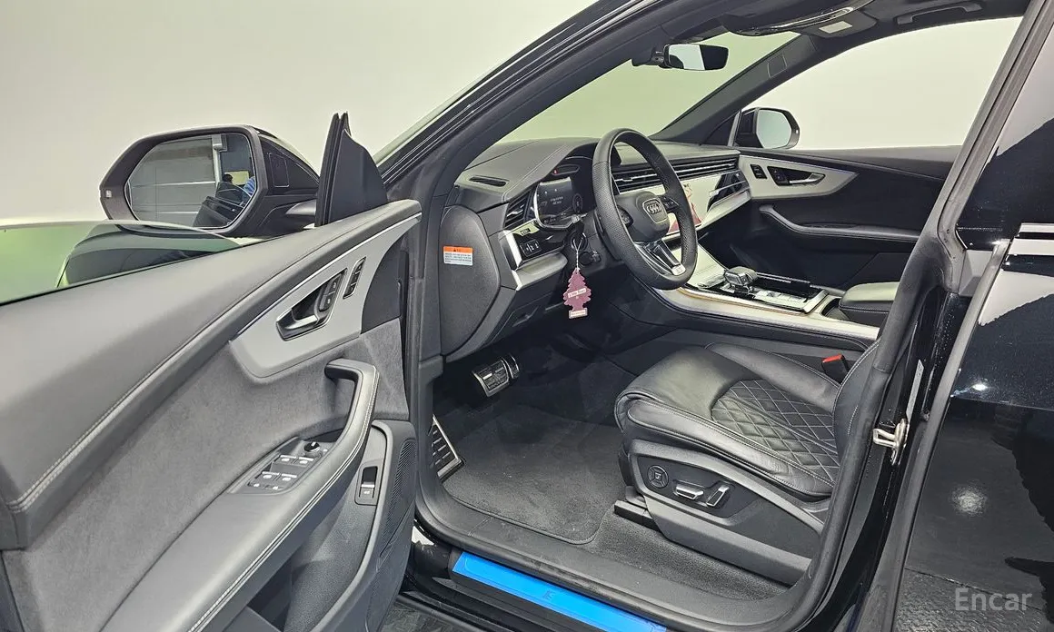 Audi Q8 2018 55 TFSI Quattro Premium