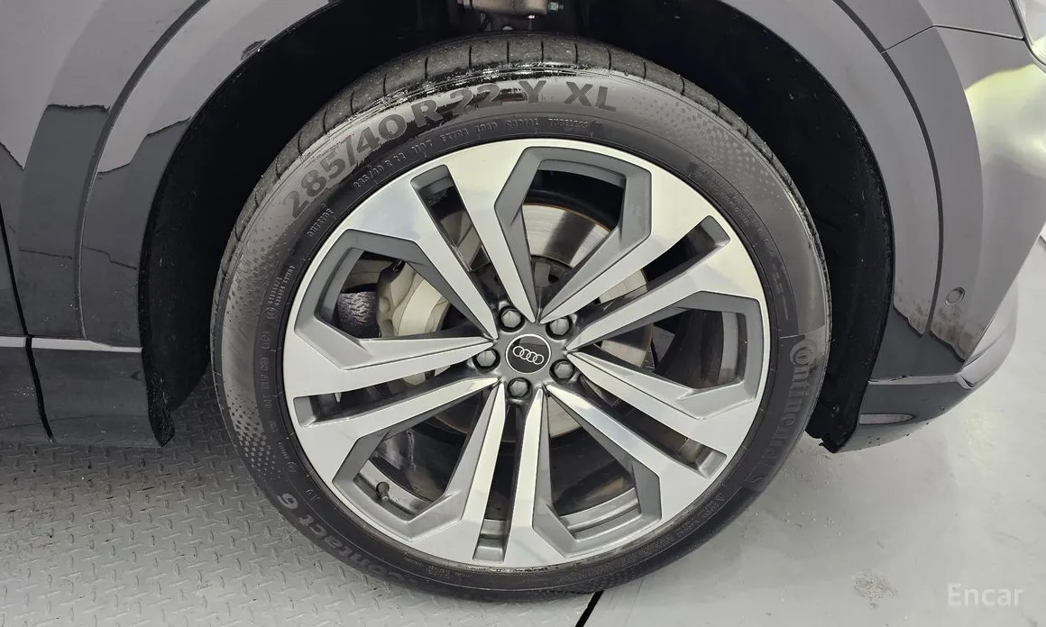 Audi Q8 2018 55 TFSI Quattro Premium