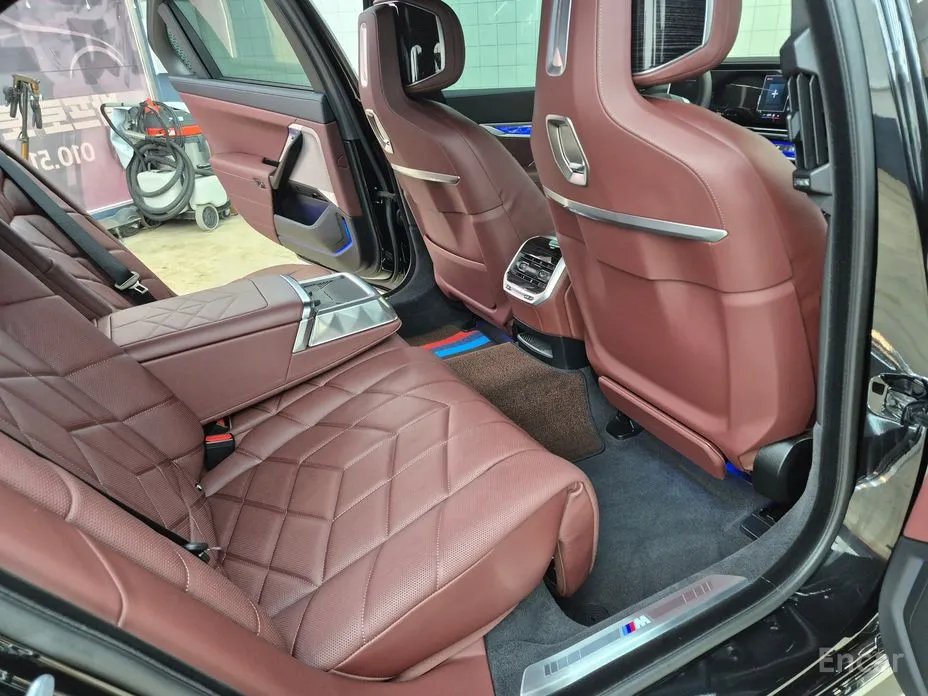 BMW 7 Series 2022 740i xDrive M Sport