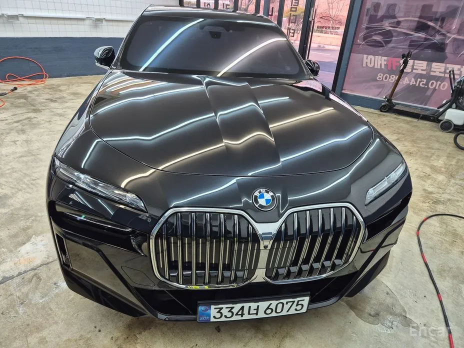 BMW 7 Series 2022 740i xDrive M Sport