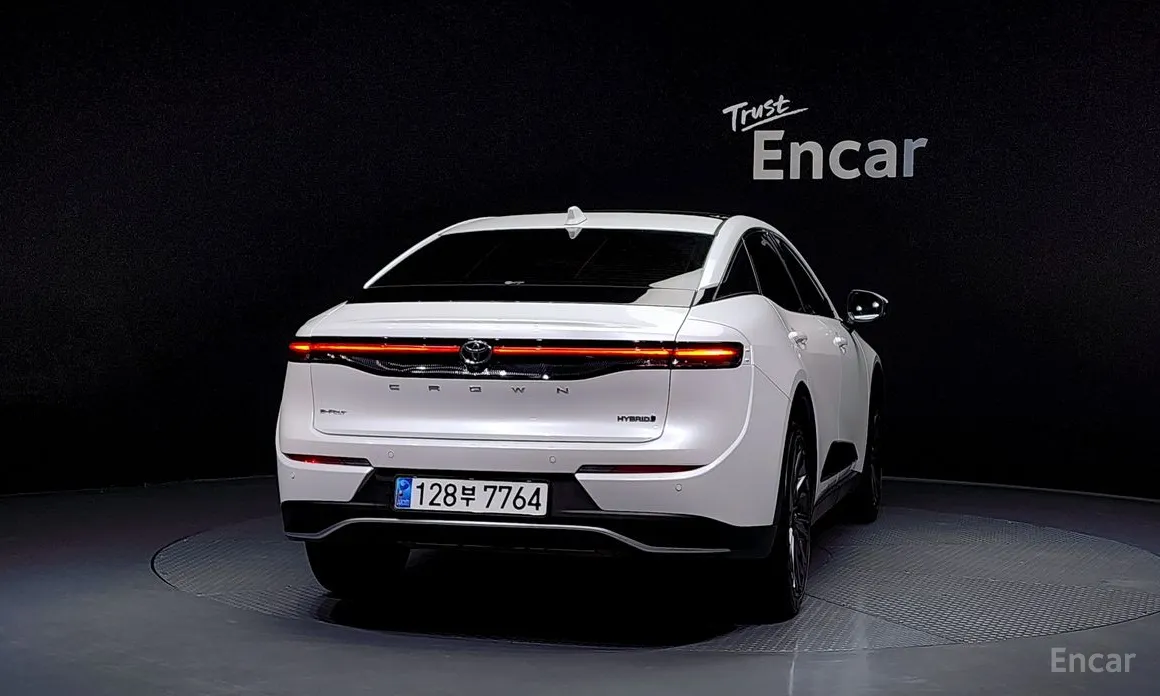Toyota Crown 2023 2.5 4WD Hybrid