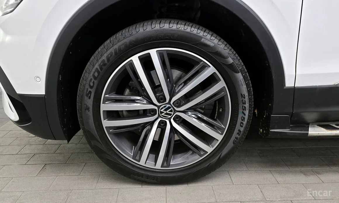 Volkswagen Tiguan 2018 2.0 TSI Prestige