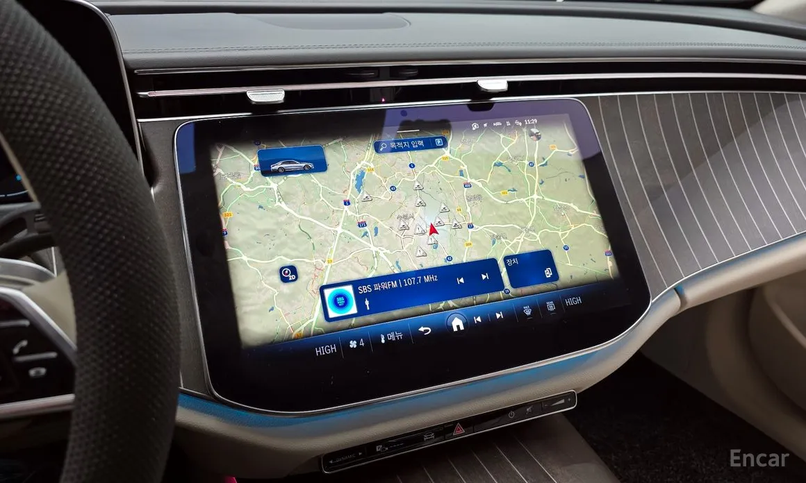 Mercedes-Benz E-Class 2024 E300 4MATIC Exclusive